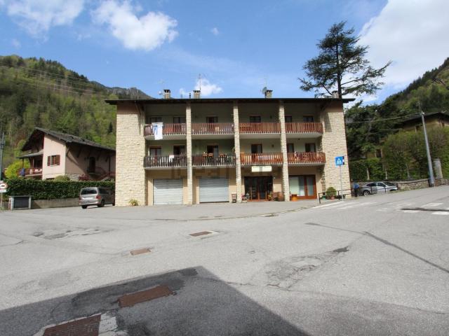 Locale Commerciale in vendita a Gromo, Lombardia