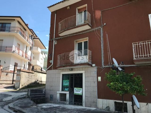 Locale Commerciale in vendita a Cervaro, Lazio