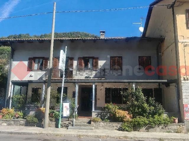 Locale Commerciale in vendita a Borgata Serre, Porte