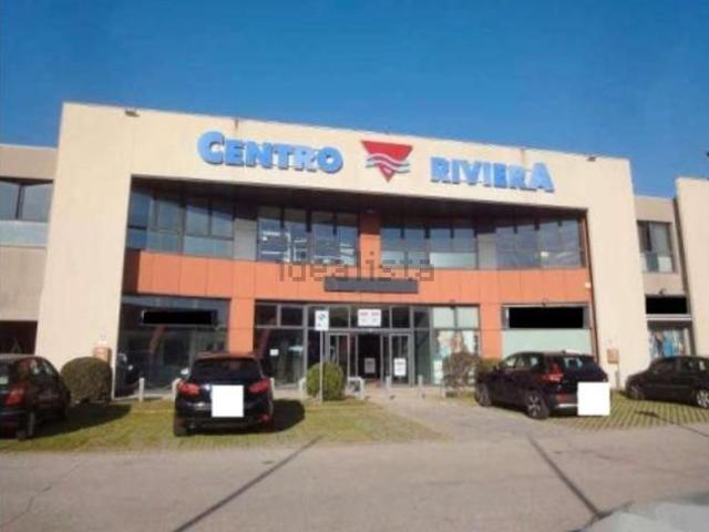 Locale Commerciale in vendita a Stra, Veneto