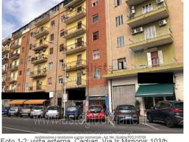 Locale Commerciale in vendita a Is Mirrionis, Cagliari