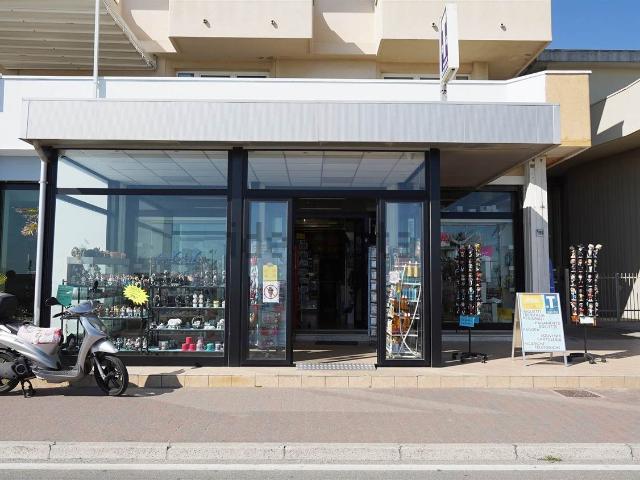 Locale Commerciale in vendita a Igea, Bellaria