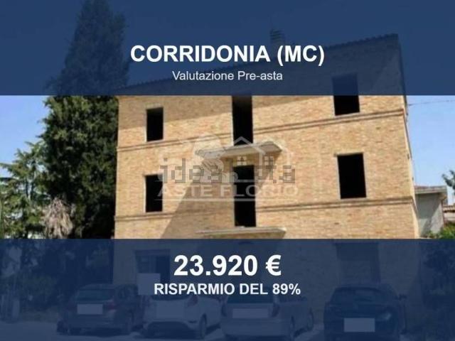 Locale Commerciale in vendita a Marche, Macerata