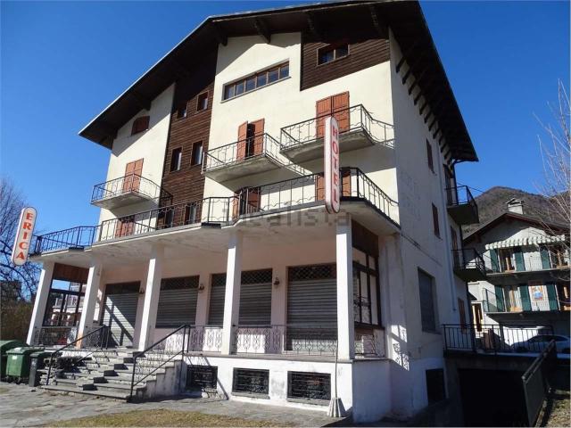 Locale Commerciale in vendita a Piemonte, Verbano-cusio-ossola