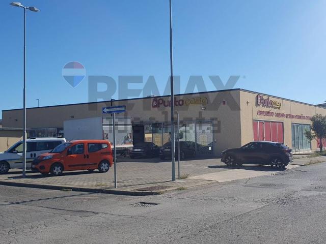 Locale Commerciale in vendita a Po' Bandino, Città della Pieve
