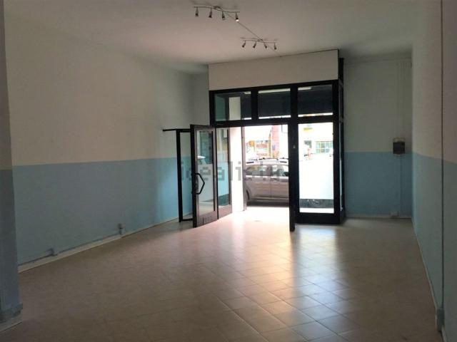 Locale Commerciale in vendita a Palazzo Del Pero, Toscana