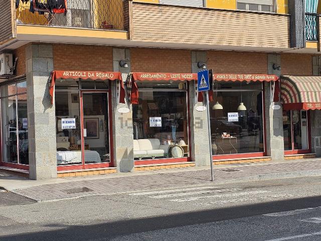 Locale Commerciale in vendita a Piemonte, Alessandria