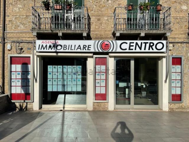 Locale Commerciale in vendita a Centro Storico, Vasto