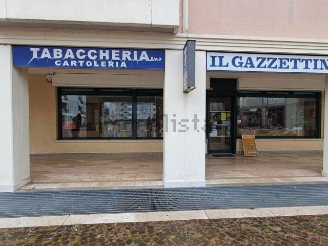Locale Commerciale in vendita a Rubano, Veneto