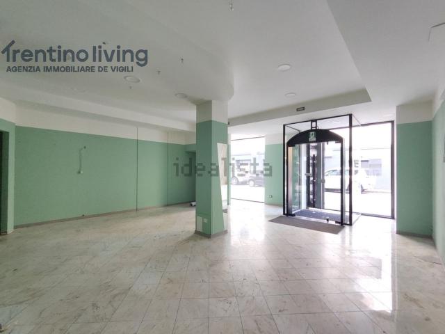 Locale Commerciale in vendita a Comunità Rotaliana-Königsberg, Mezzolombardo