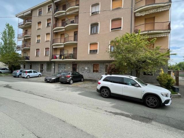 Locale Commerciale in vendita a Frugarolo, Alessandria
