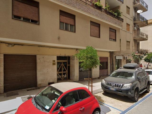 Locale Commerciale in vendita a IV Circoscrizione, Messina