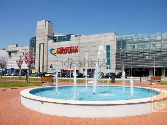Locale Commerciale in vendita a Pordenone, Friuli-Venezia Giulia