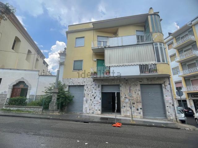 Locale Commerciale in vendita a Ponticelli, Benevento