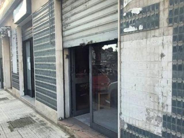 Locale Commerciale in vendita a IV Circoscrizione, Messina