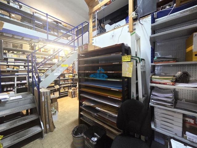 Locale Commerciale in vendita a San Rocco, Ravenna