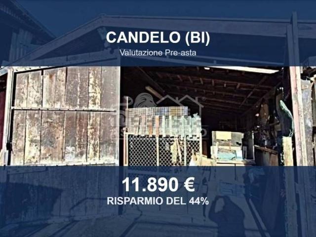 Locale Commerciale in vendita a Piemonte, Biella