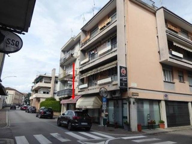 Locale Commerciale in vendita a Monticella, Conegliano