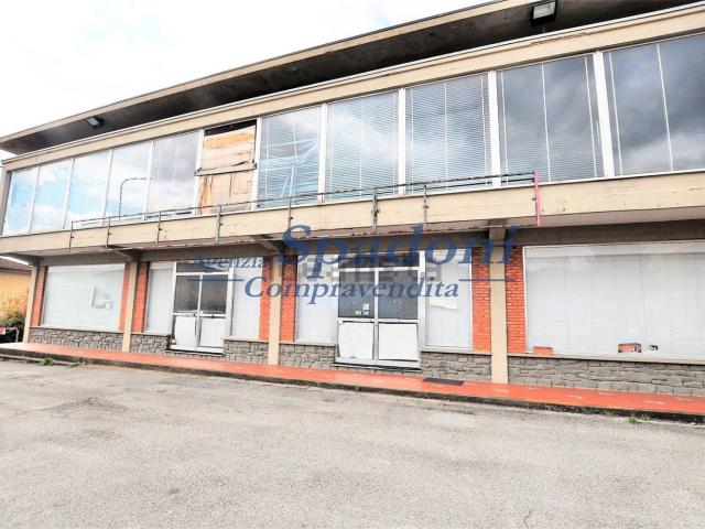 Locale Commerciale in vendita a La Colonna, Pieve A Nievole