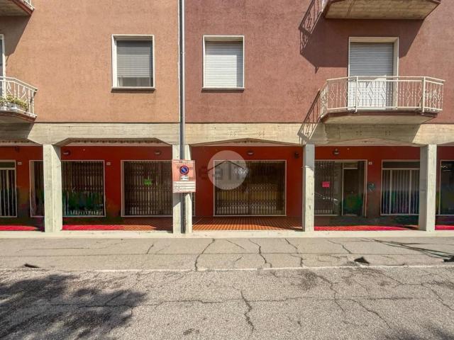 Locale Commerciale in vendita a Castel Goffredo, Lombardia