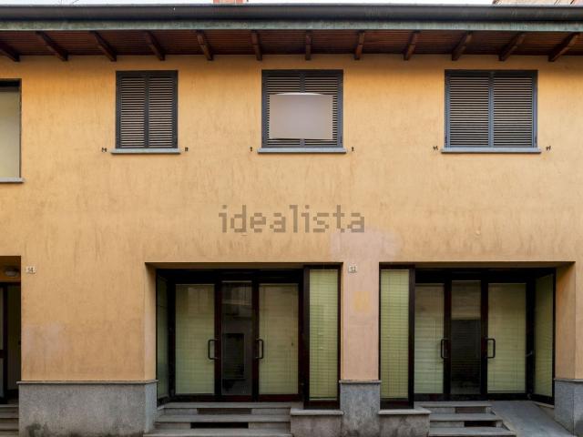 Locale Commerciale in vendita a Murassone, Dronero