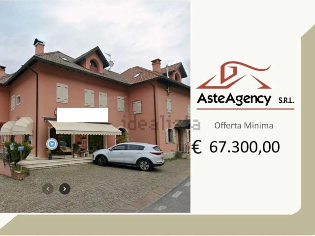 Locale Commerciale in vendita a Tambre D'alpago, Veneto
