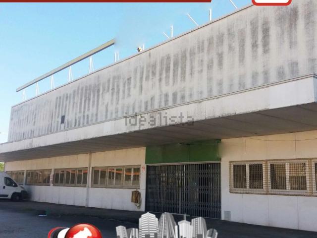 Locale Commerciale in vendita a San Leo, Palazzo Del Pero