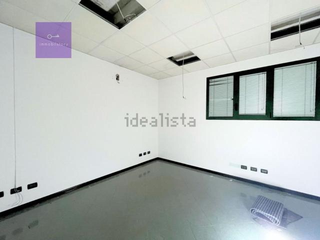 Locale Commerciale in vendita a Pernumia, Veneto