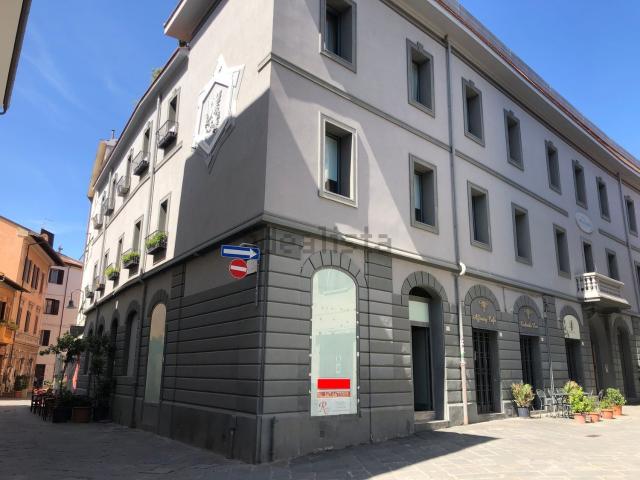 Locale Commerciale in vendita a Centro, Monte Argentario