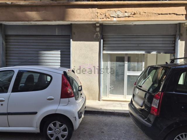 Locale Commerciale in vendita a Picone, Bari