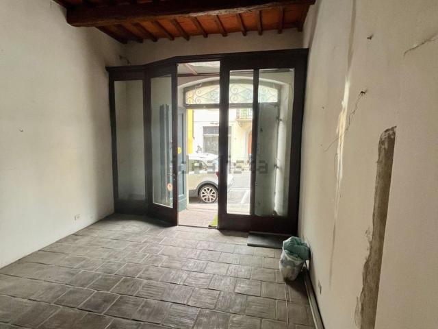 Locale Commerciale in vendita a Fiesole, Toscana