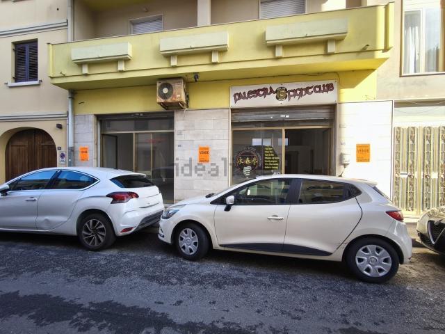 Locale Commerciale in vendita a Quartu Sant'elena, Sardigna/Sardegna