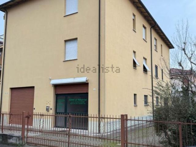 Locale Commerciale in vendita a Unione Terre d'Acqua, San Giovanni In Persiceto