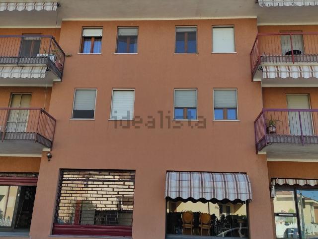 Locale Commerciale in vendita a Piemonte, Novara