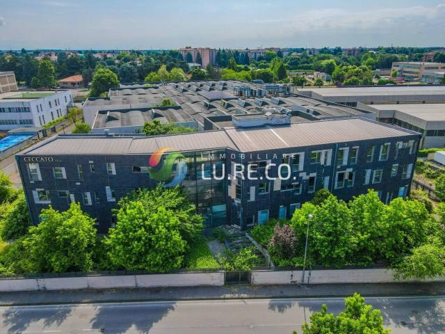 Locale Commerciale in vendita a Cascina Malcantone, Concorezzo