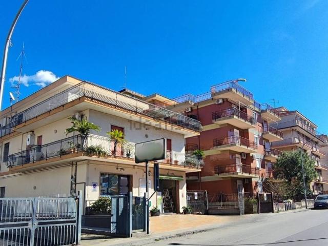 Locale Commerciale in vendita a Santa Maria la Strada, Giarre