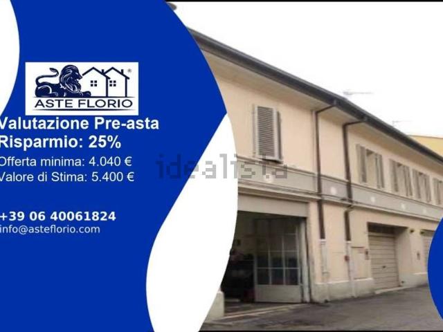 Locale Commerciale in vendita a Unione di Comuni della Romagna Forlivese, Quattro