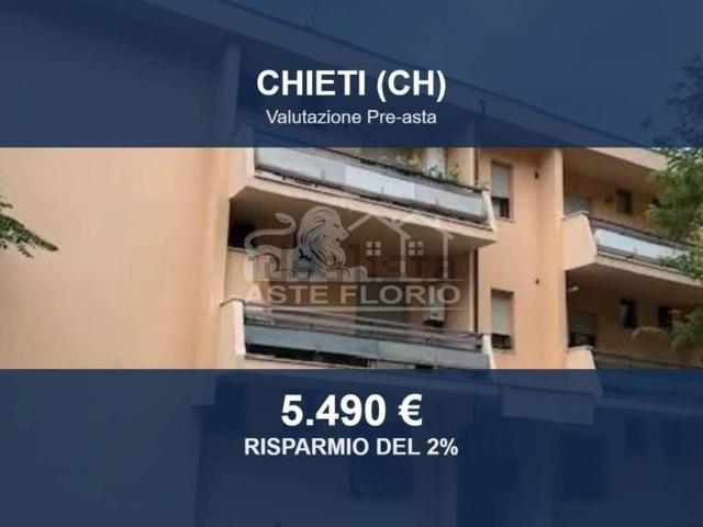 Locale Commerciale in vendita a Chieti, Abruzzo