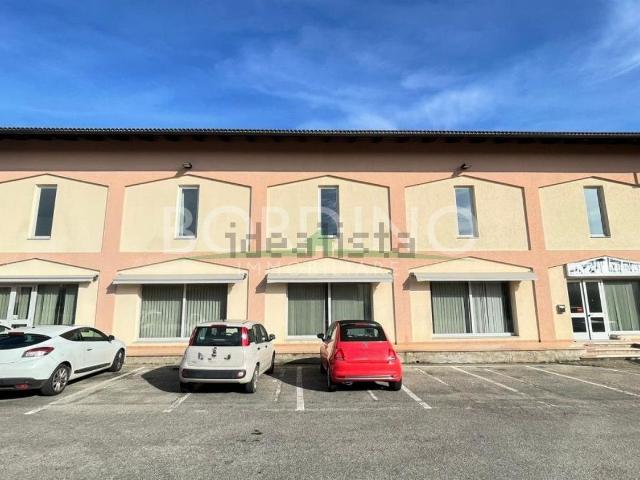 Locale Commerciale in vendita a Piemonte, Asti