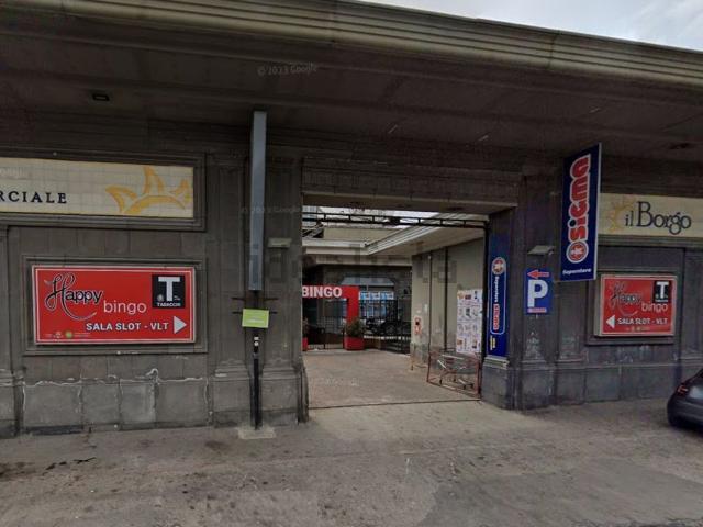 Locale Commerciale in vendita a Botteghelle, Campania