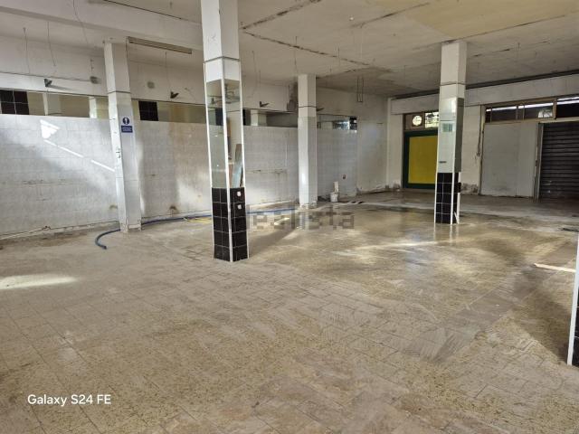 Locale Commerciale in vendita a Is Arenas, Quartu Sant'elena