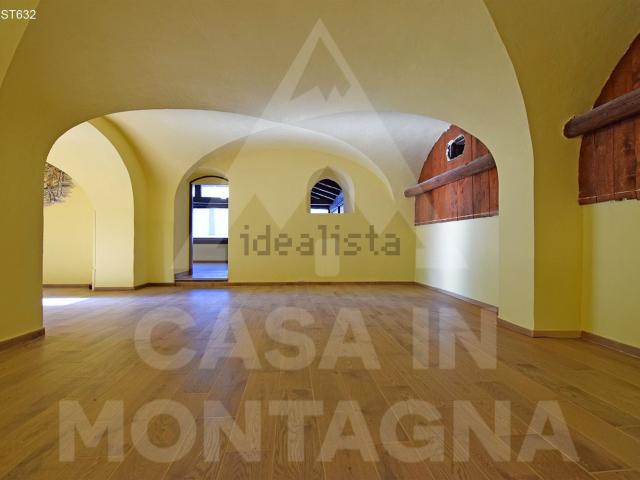 Locale Commerciale in vendita a Comunità territoriale della Val di Fiemme, Daiano