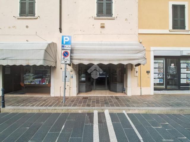 Locale Commerciale in vendita a Verolanuova, Lombardia