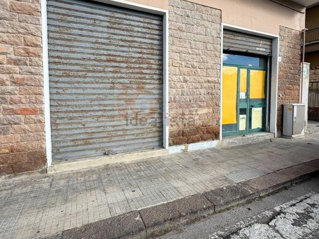 Locale Commerciale in vendita a Rizzeddu, Cala Di Volpe