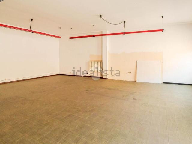 Locale Commerciale in vendita a San Rocco, Palazzolo Sull'oglio