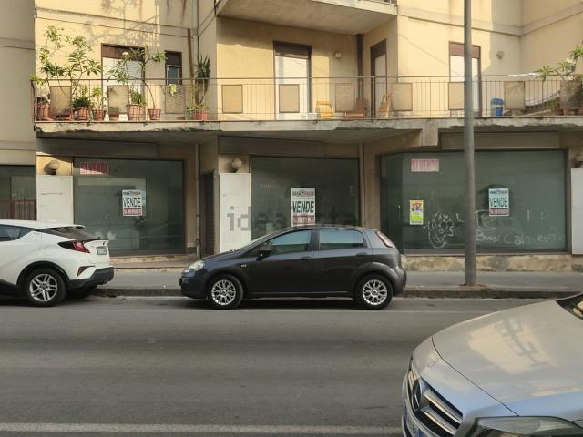Locale Commerciale in vendita a Oreto, Barcellona Pozzo Di Gotto