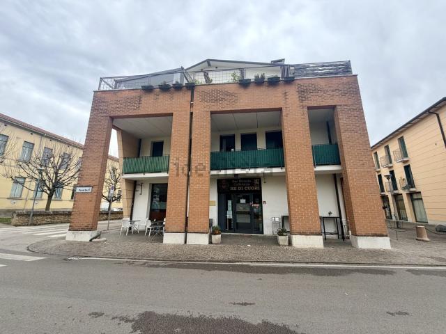 Locale Commerciale in vendita a Malo, Veneto