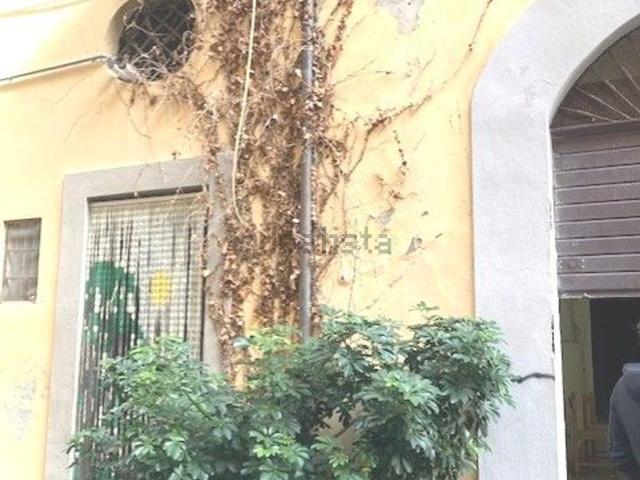 Locale Commerciale in vendita a Borgo Odescalchi, Roma Capitale