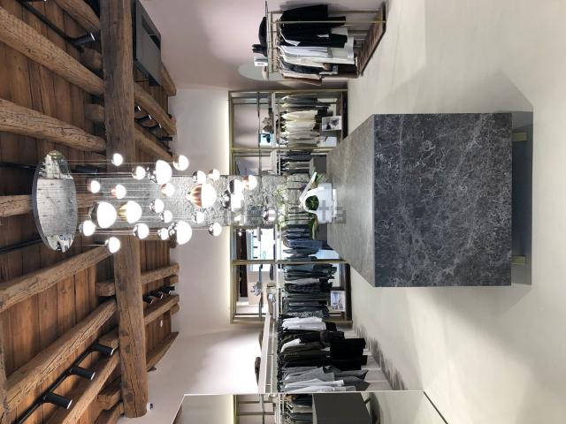 Locale Commerciale in vendita a Burggrafenamt - Burgraviato, Merano - Meran