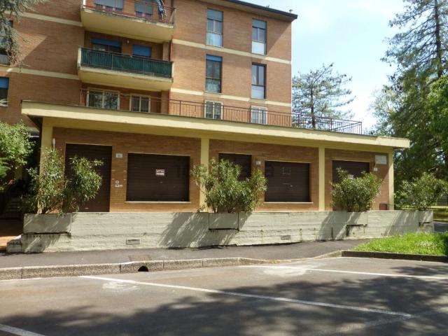 Locale Commerciale in vendita a Villa Fulvia, Ferrara